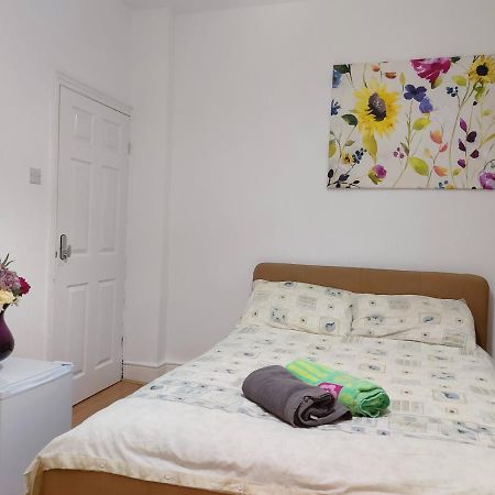 Spacious Double Room In Anfield Liverpool Exterior foto