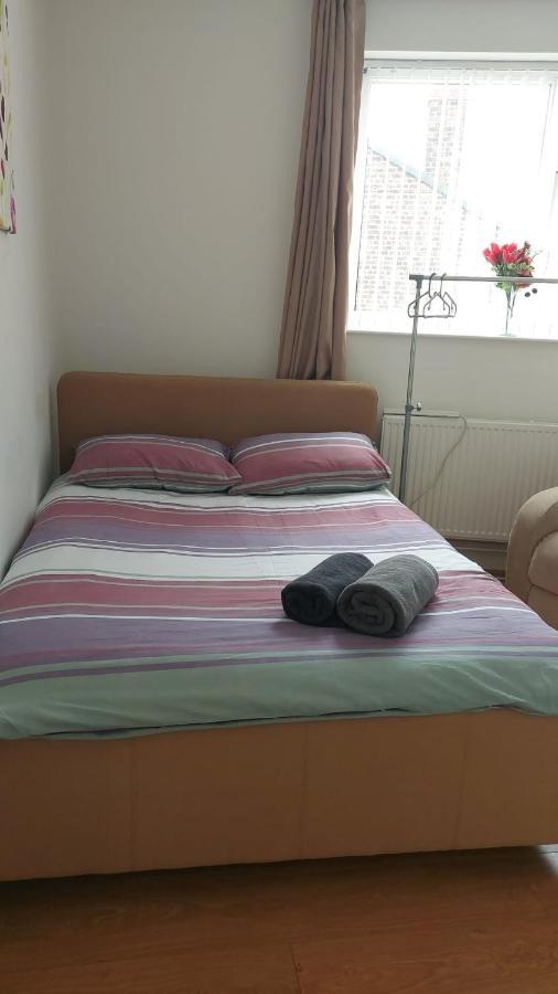 Spacious Double Room In Anfield Liverpool Exterior foto