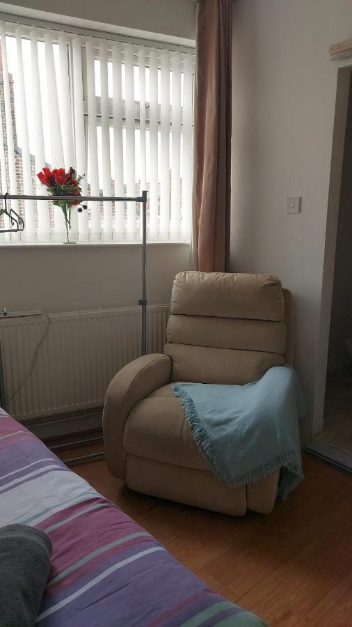 Spacious Double Room In Anfield Liverpool Exterior foto