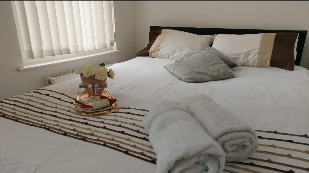 Spacious Double Room In Anfield Liverpool Exterior foto